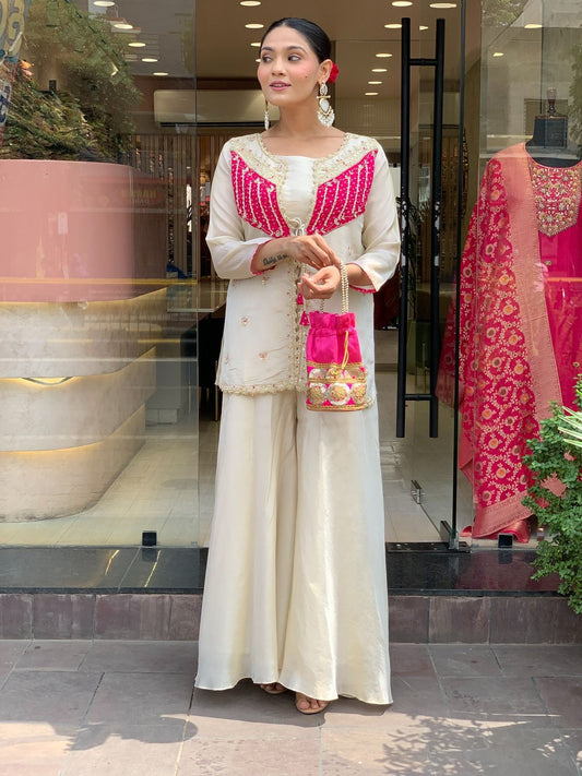 Leffy 2-Piece Stylish Ensemble: Includes a well-fitted top and coordinated bottom