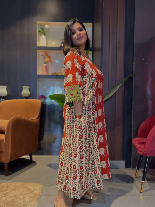 Khushi Pichwai Print Straight Kurti for Women