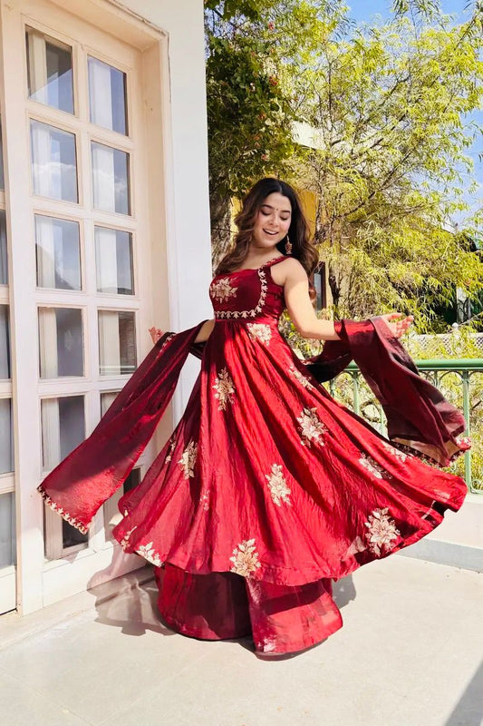 Pure Fendy 😍 Silk With Embroidery Sequence Work